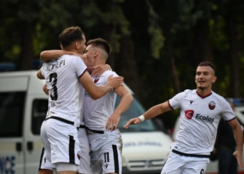 Dita e diel për sukseset e skuadrave shqiptare, Shkëndija mbetet në krye