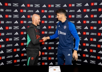 Manchester United transferon portierin e Turqisë, Bayindir