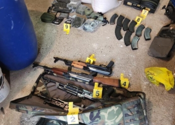 Policia: Në mesin e armëve që u gjetën në Zveçan, edhe armë të kalibrit të NATO-s