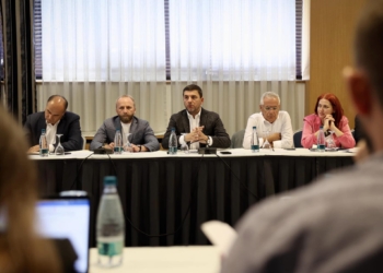 PDK: Qeveria po e thellon krizën politike dhe ekonomike, vendi ka nevojë për zgjedhje të parakohshme