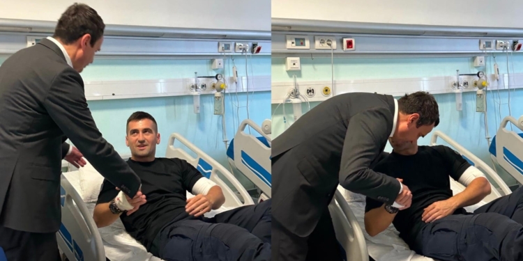 Kurti viziton në QKUK policin e plagosur në veri