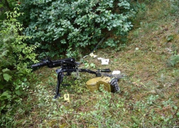 Sveçla publikon dokument: Ushtria e Serbisë i dha lansuesin e granatave grupit që kreu sulm terrorist