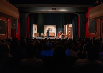 “Udhëtimi i gjatë drejt natës” fiton në Festivalin e Teatrove në Ferizaj