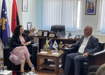 ​Presidentja Osmani nis takimin me kryetarin e Rahovecit