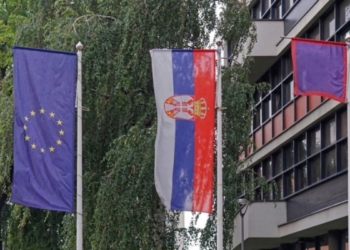 BE e shqetësuar për dhënien e shtetësisë nga Serbia për rusët sipas rregullave të lehtësuara