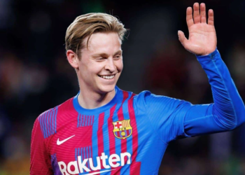 Unitedi insiston për De Jongun