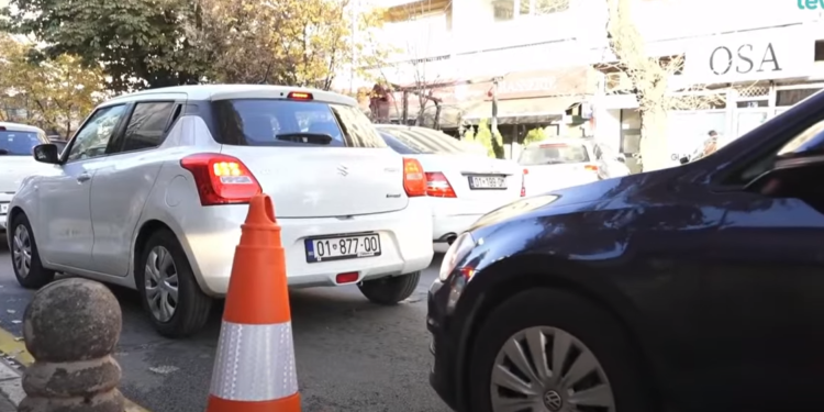 Për 9 muaj në Kosovë qarkulluan mbi 700 mijë vetura