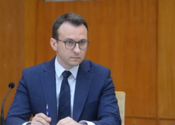 Petkoviq mohon se Radoiçiq gjendet në spitalin ushtarak në Beograd