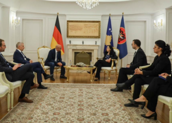 Osmani takon Sarrazin  dhe Rohde, flasin për situatën në veri