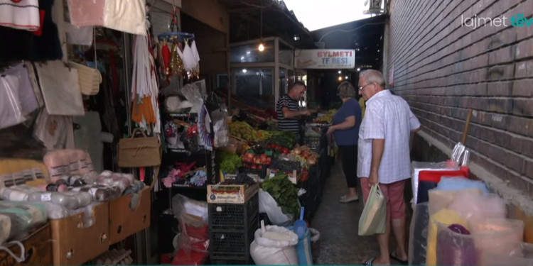 Konsumatorët ankohen për çmime të larta të perimeve