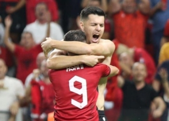 Gabaj: Kthehet Broja, Daku titullar ndaj Çekisë