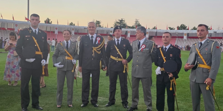 Ushtarakët nga Kosova tregojnë rezultate të larta në akademitë ushtarake të Turqisë