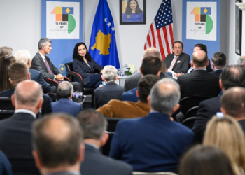 Osmani takoi një grup të shoqatave të komunitetit shqiptar në SHBA