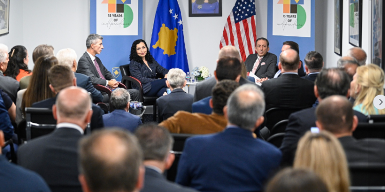 Osmani takoi një grup të shoqatave të komunitetit shqiptar në SHBA