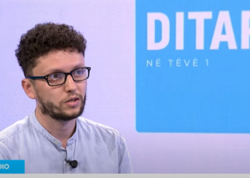 Perolli i PSD-së: Kurti ose është naiv ose mashtrues, besoj që kjo e dyta vlen