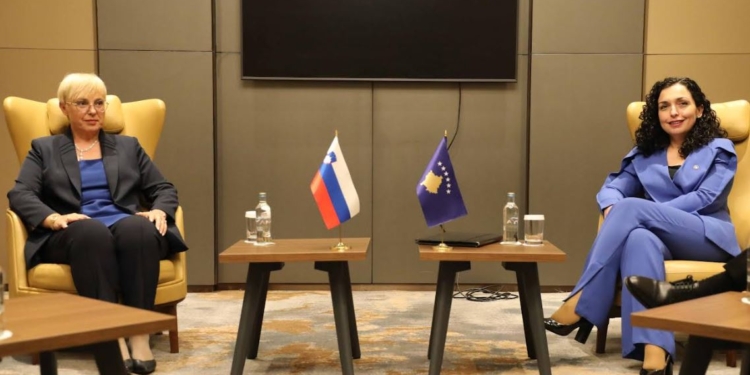 Osmani në takimin me homologen sllovene: Kosova do të ketë qëndrim konstruktiv në procesin e dialogut