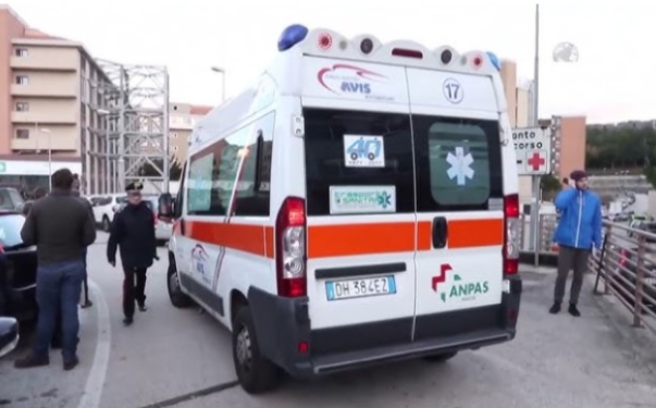 Efektivi i policisë vetëvritet me armën e shërbimit në banesë