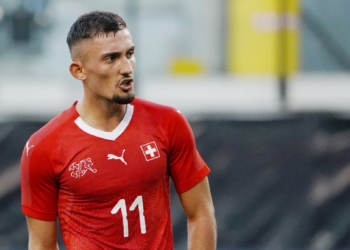 Zeqiri transferohet te Genku