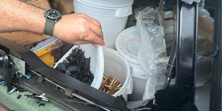 Pasdite prezantohet armatimi i sekuestruar në Manastirin e Banjskës