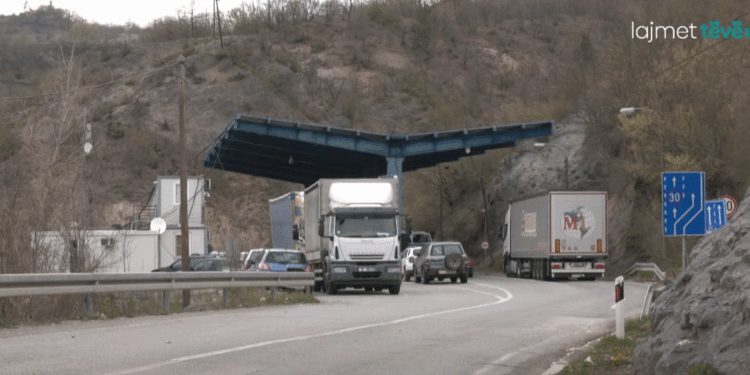 Kërkohet që arrestimet e serbëve të Kosovës nga Serbia të ngritën në nivel të dialogut