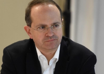 Weber për dialogun: Presionet s’do të sjellin dobi, Kosova me paraqitje jostrategjike