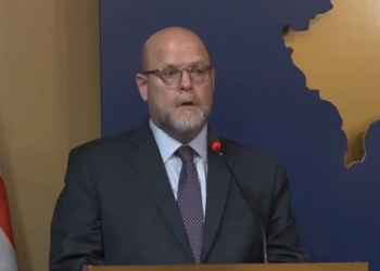 Hovenier: Është e duhur ta konfirmojmë partneritetin afatgjatë të ShBA-së me Kosovën