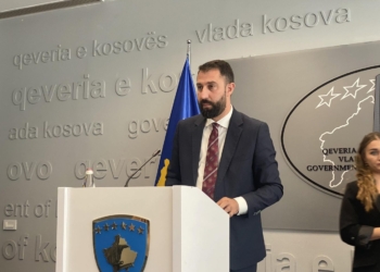 Krasniqi për deklaratat e Escobarit: Largimi i kryetarëve në veri me peticion është e rruga e vetme për zgjedhje të reja