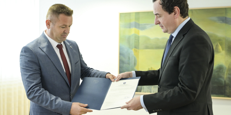 Emin Hoxhaj emërohet drejtor i Agjencisë për Mbrojtjen e Informacionit të Klasifikuar