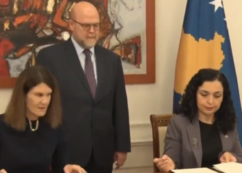 Osmani nënshkruan grantin milionësh me USAID-in