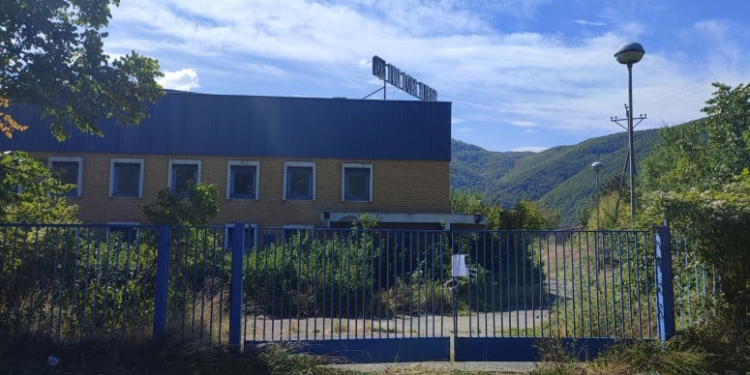 Njësitë speciale tek fabrika në Zubin Potok, Elshani: Asistuam Agjencinë e Privatizimit