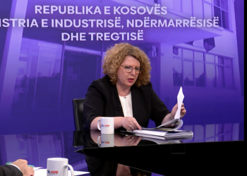 A do të japë dorëheqje Rozeta Hajdari?