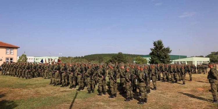 Kurti: FSK-së iu shtuan ushtarë të rinj, të aftë për ta mbrojtur Republikën