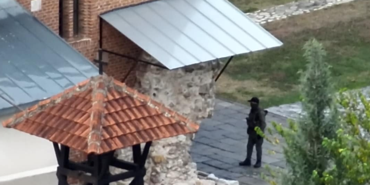 Sveçla: Grupi terrorist është rrethuar, koha e fundit të dorëzohen