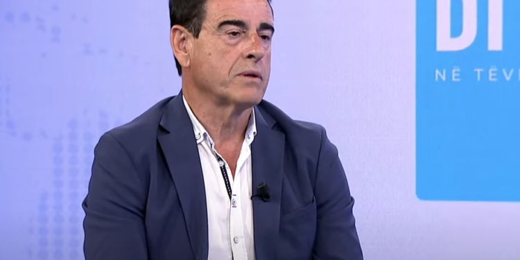 Konfiskimi i armatimit në Zveçan, Ibishi: Dëshmi se grupet kriminale furnizohen nga Qeveria e Serbisë