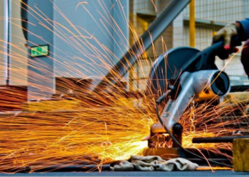 ​Shënon rënie industria përpunuese