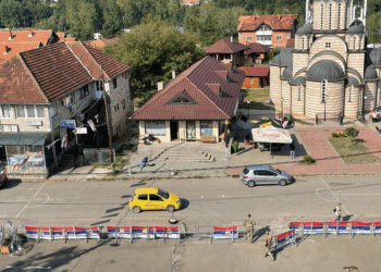 Lirohet për qarkullim rruga para Komunës së Leposaviqit