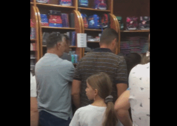 ​Tollovia nëpër librari për sigurimin e teksteve shkollore, Haradinaj: Pa koment