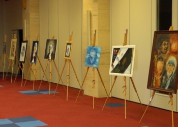 ​Mbi 30 vepra arti në ekspozitën kushtuar Nënë Terezës