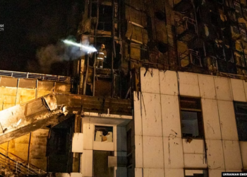 Porti i Odesës goditet nga një sulm masiv rus