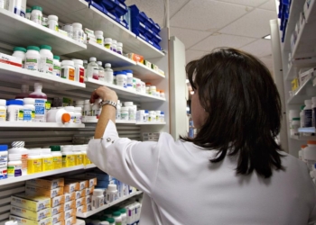 Vidhet insulinë në një depo në Graçanicë