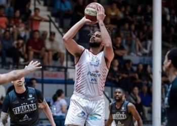 KB Prizreni kompleton ekipin me amerikanin Ireland