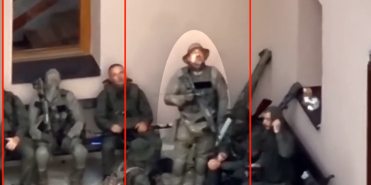 Milan Radojçiq i armatosur në mesin e grupit  që kreu sulm terrorist në Banjskë