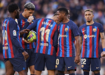 Ulja spektakolare e masës së pagave, Barcelona “shkëlqeu” në merkato