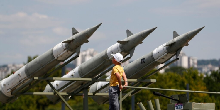 Shpërthim në një fabrikë të industrisë së mbrojtjes në Serbi