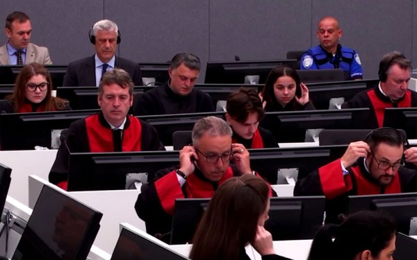 Dëshmitari i njëzetë në gjykimin kundër Thaçit dhe të tjerëve flet për një familjar të zhdukur