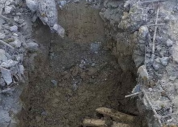 Një mjek në Bosnje pranon se ka fshehur qëllimisht në oborrin e tij eshtrat e një viktime të luftës