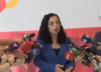 Osmani pret nga Kroacia të iniciojë hapat e parë për largimin e masave nga BE-ja