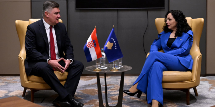 Osmani me Milanovicin diskutojnë për avancimin në rrugën euro-atlantike