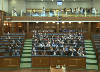 Nuk kalon rezoluta e AAK-së për punën e Qeverisë