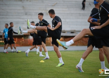 Feronikeli 74-Ballkani, formacionet zyrtare